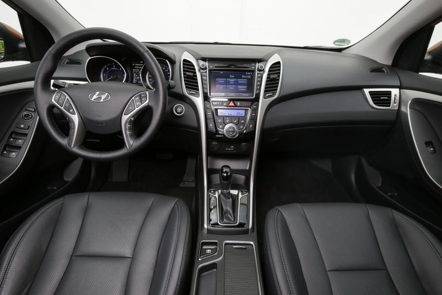  Hyundai i30 5-Door 2015 года  (фото 26 из 29)